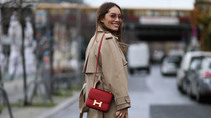 Mode-Trend 2022: Dieser Trenchcoat unter 50 Euro ist das Must-have für den Herbst