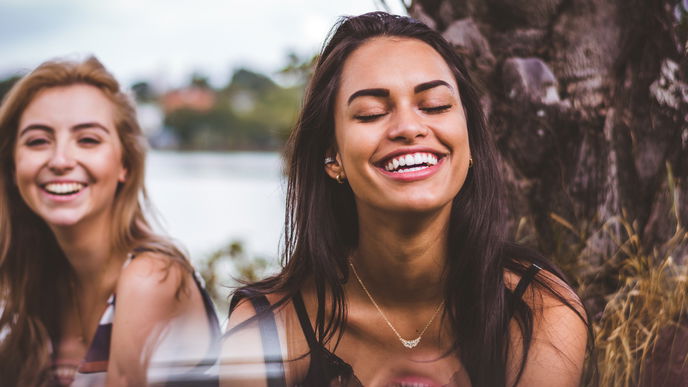 Psychologie: 3 Entscheidungen, die NUR glückliche Menschen treffen können (wirklich!)