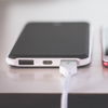Strom sparen: 3 Fehler, die dein Handy zum ultimativen Stromfresser machen