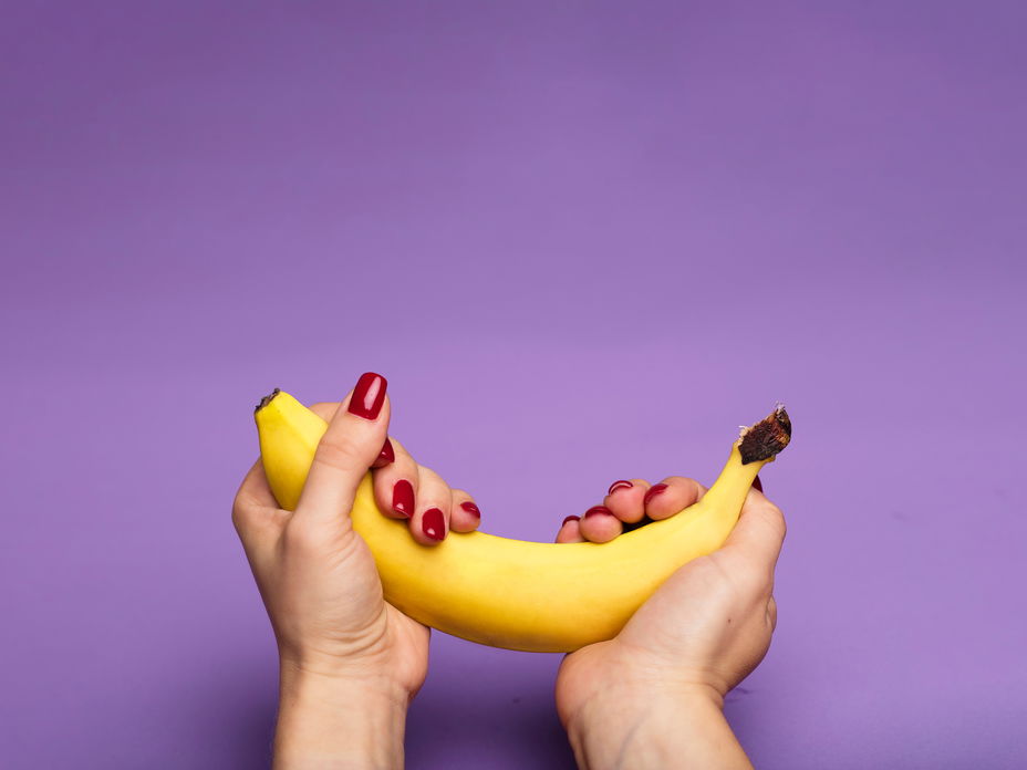 Banane in Händen