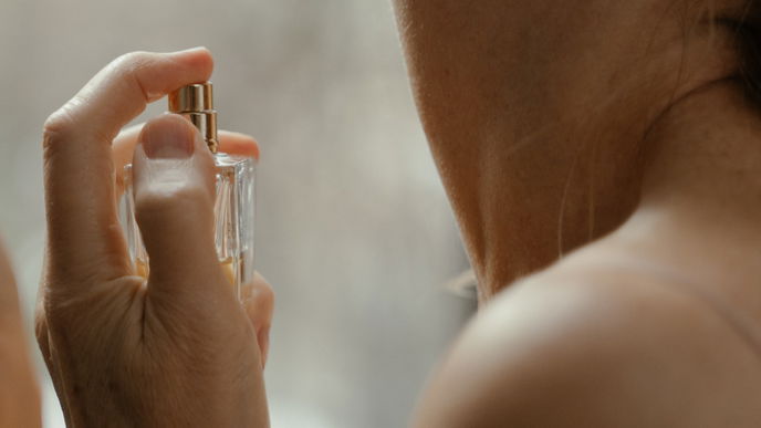 Parfum-Trends 2022: Sinnlich und feminin - Diese 3 Herbst-Düfte machen Lust auf mehr