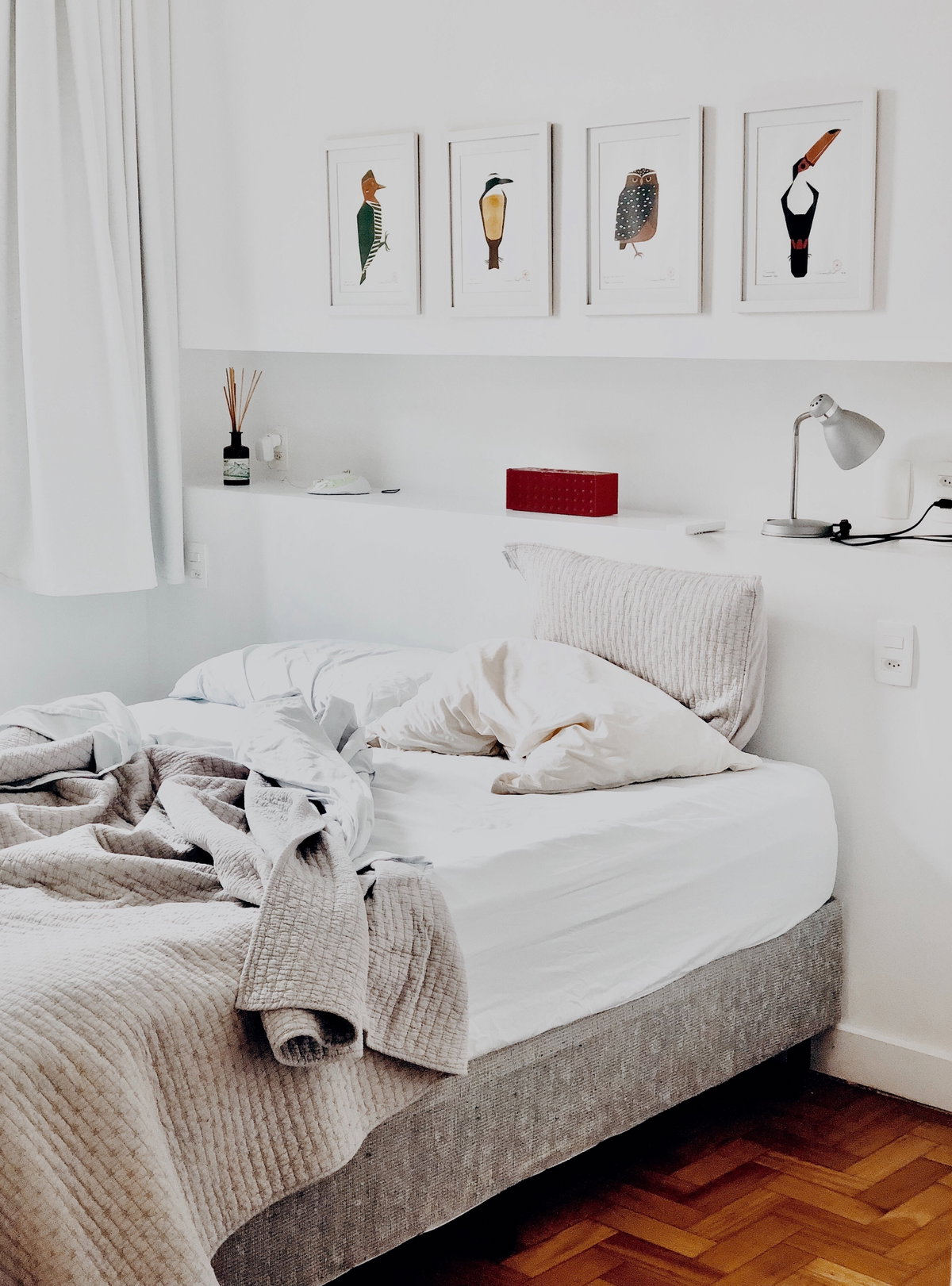 Ungemachtes Bett nach dem Aufstehen