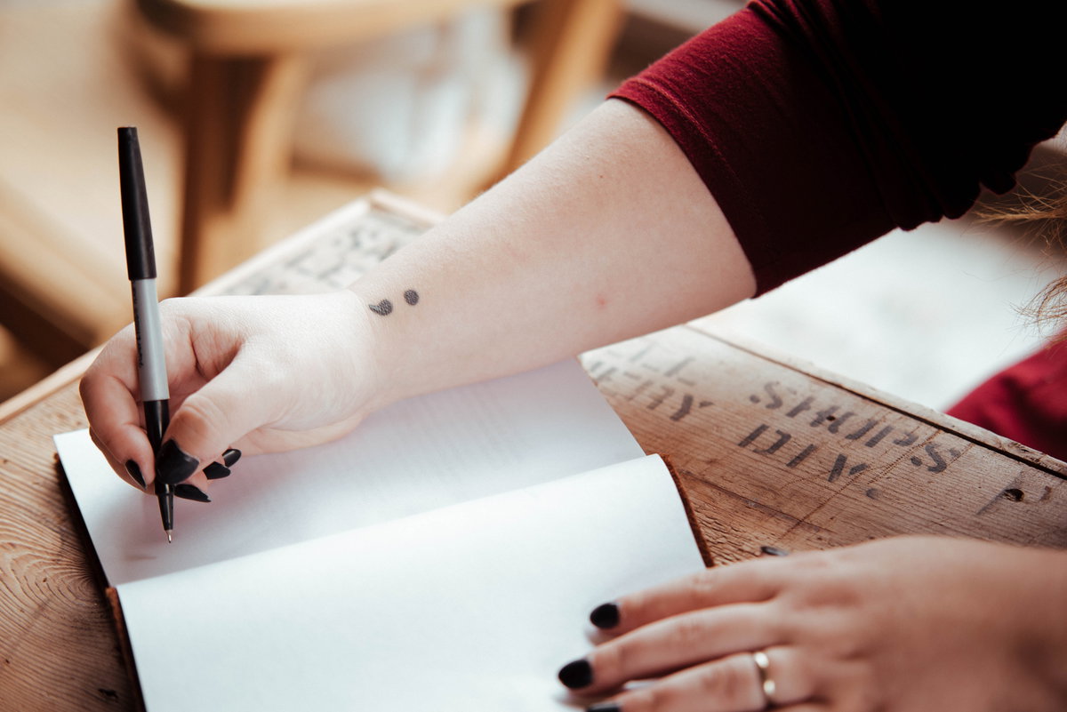 Semikolon Tattoo
