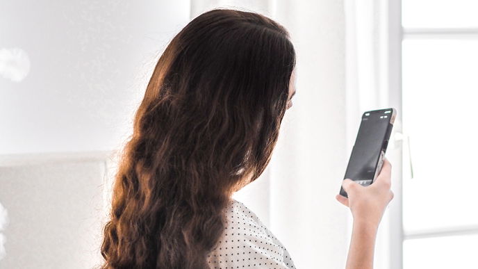 Gesundheit: 3 körperliche Anzeichen, dass du zu oft am Handy bist
