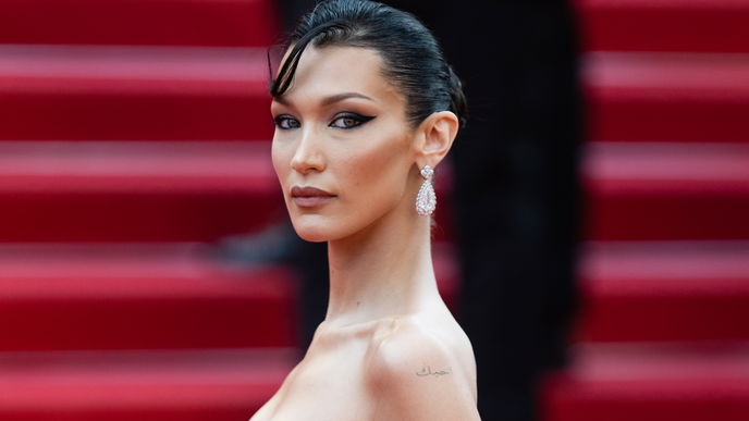 Beauty-Trend 2022: "Foxy Eyes" à la Bella Hadid verleihen dir einen verführerischen Augenaufschlag