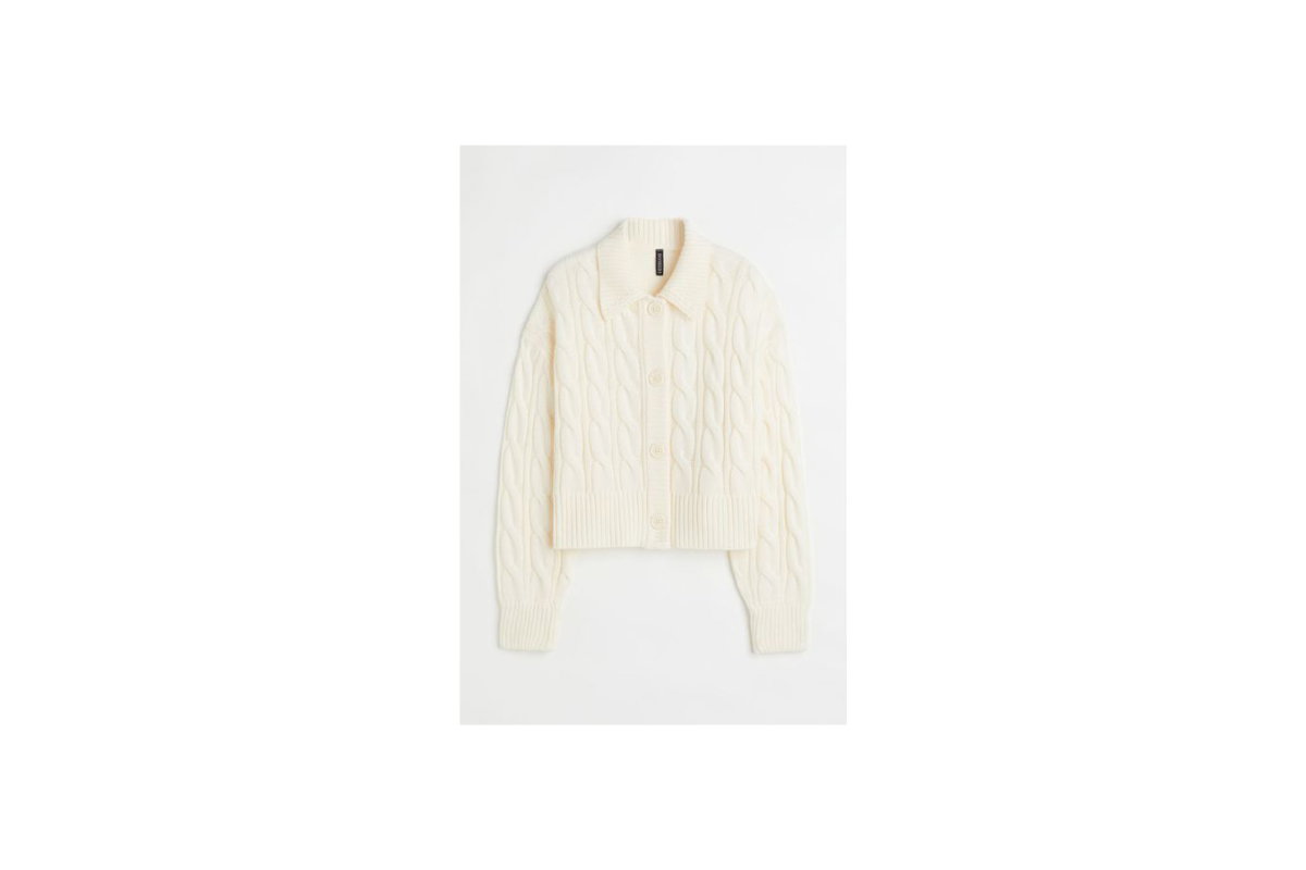 weißer Cardigan