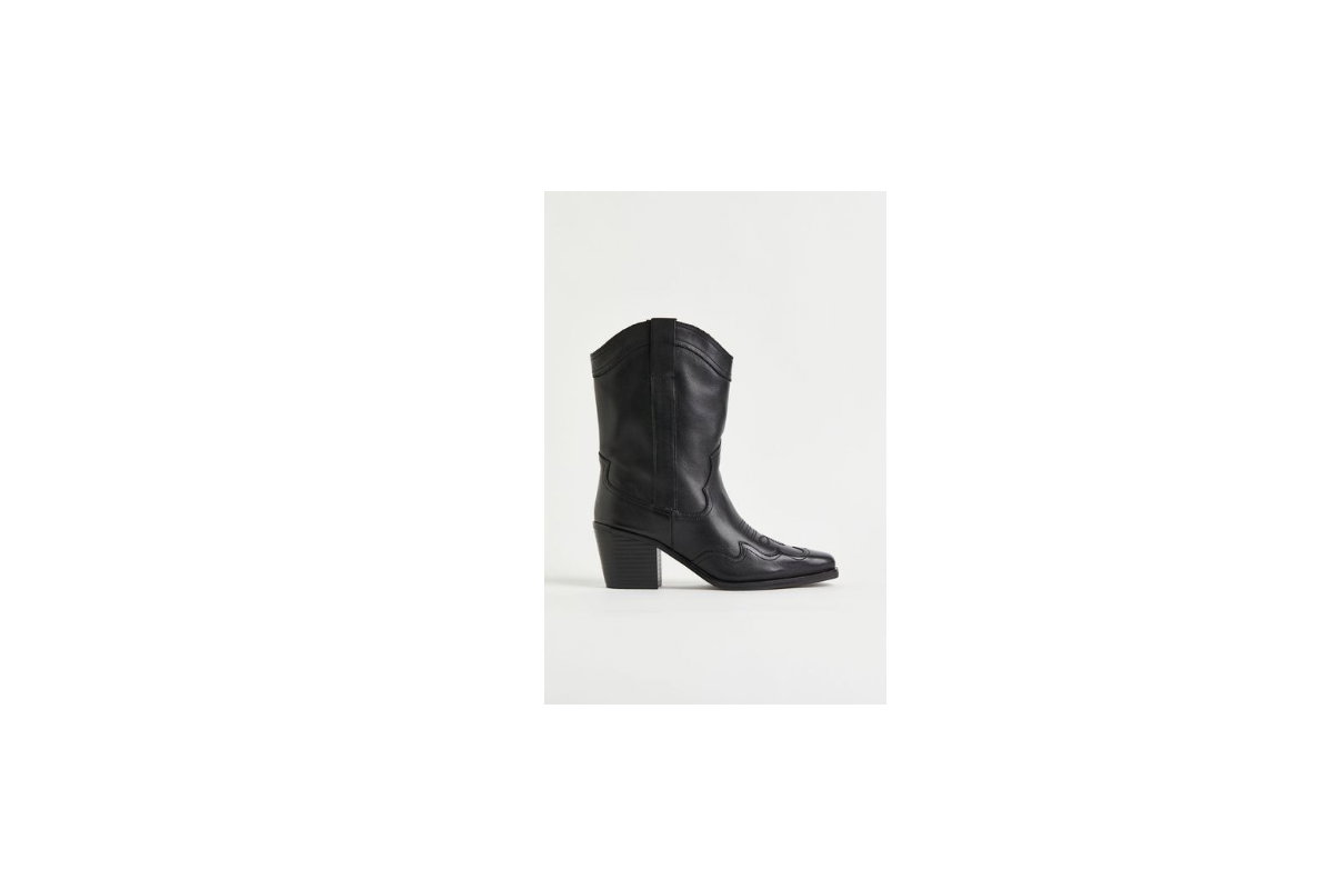 schwarze Stiefel