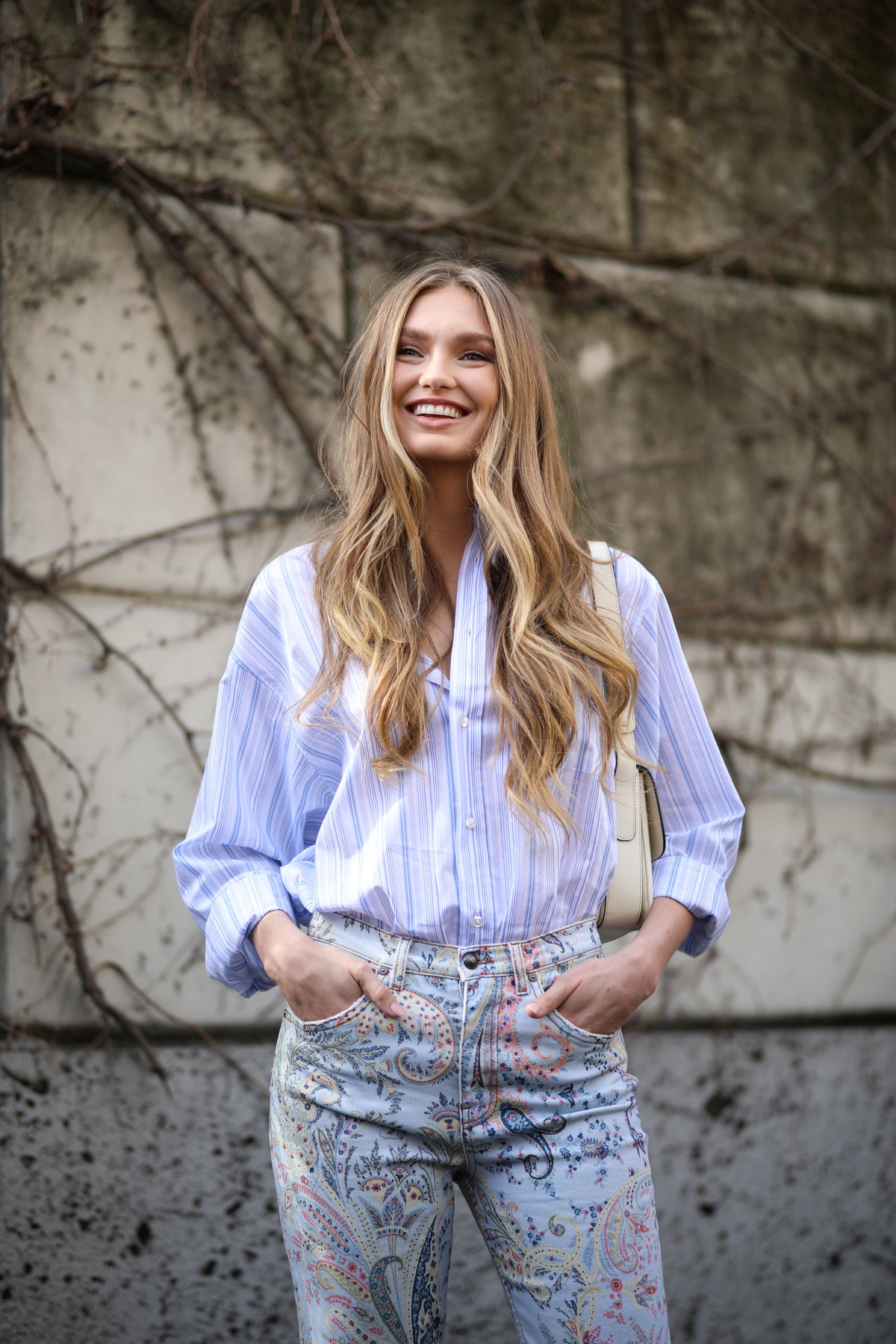 Romee Strijd Face Framing