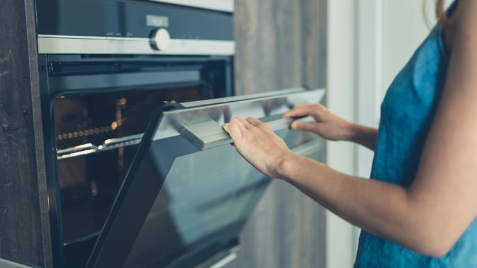 Haushalt: 4 Lebensmittel, die du niemals in den Backofen legen solltest