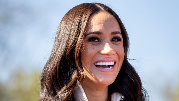 Herbst-Trend 2022: Diesen schicken Lederrock gucken wir uns bei Meghan Markle ab!