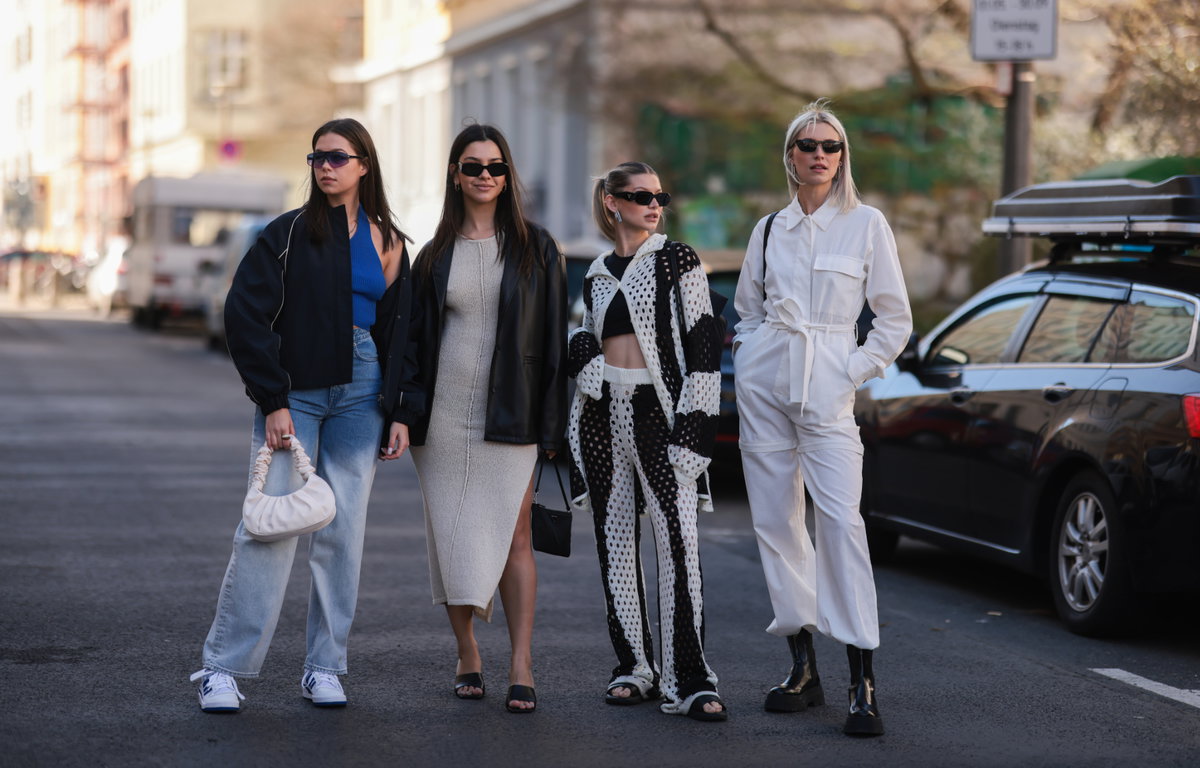 Gruppe Frauen Streetstyle