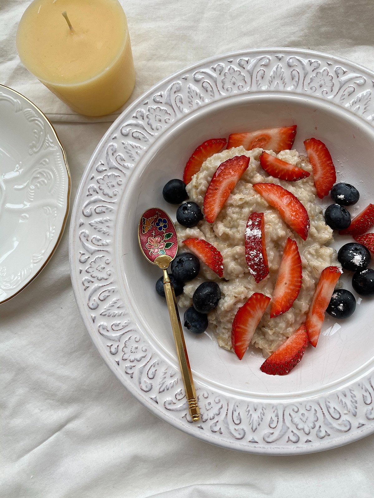 Porrdige mit Früchten