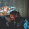 Dir wird alles zu viel? 3 Tipps, um mit Weltschmerz umzugehen
