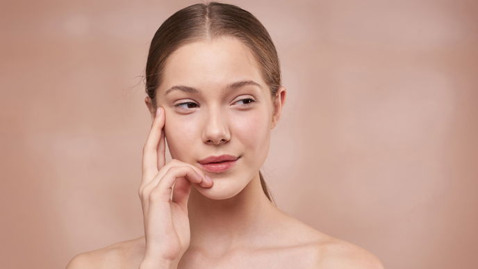 Beauty-Trend 2022: 7 Tricks, mit denen du deine Haut sofort zum Strahlen bringst