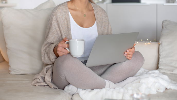 Stromsparen: Diese Thermowäsche hält dich ohne Heizung warm