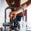 Wasser sparen: Die 12 besten Tipps für den Haushalt