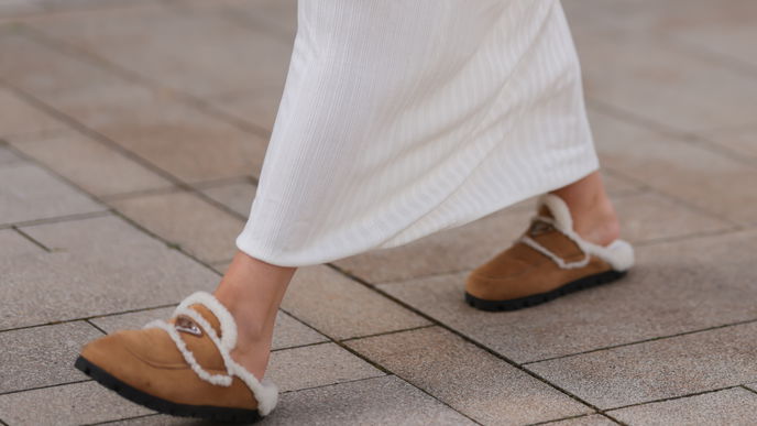 Schuh-Trend 2022: Birkenstock "Bostons" werden mit diesem Detail zum kuscheligen Herbst-Look