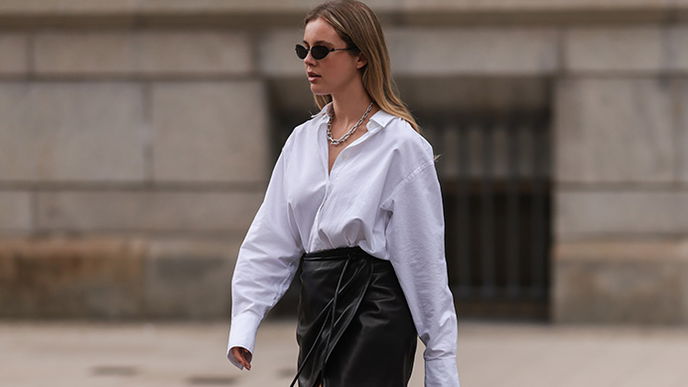 Modetrends 2022: Styling-Upgrade! Weiße Blusen sind der stilvolle Mode-Klassiker im Herbst