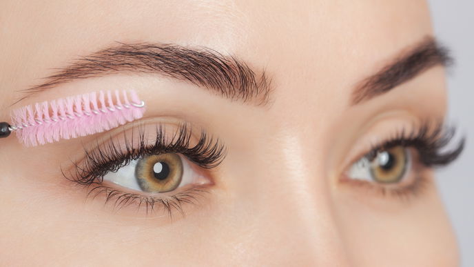 Beauty-Trend 2022: Perfekte Wimpern! "Floating Lashes"-Trick sollte jede von uns ausprobieren