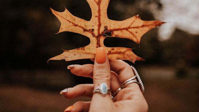 "Square Nails" ist die beliebteste Nagelform im Herbst