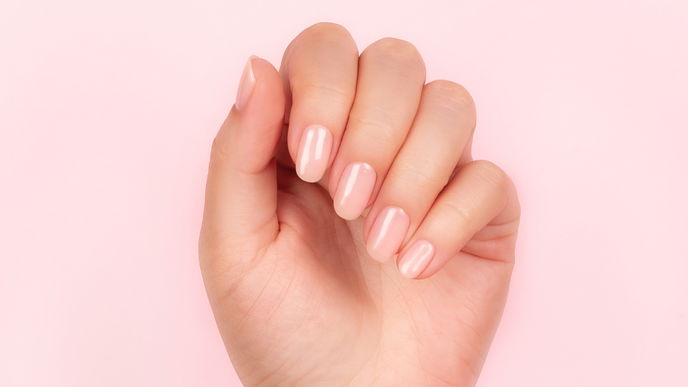Mit Fingerspitzengefühl zu gepflegten Händen! So stärkst du deine Nägel nach der Gel-Maniküre