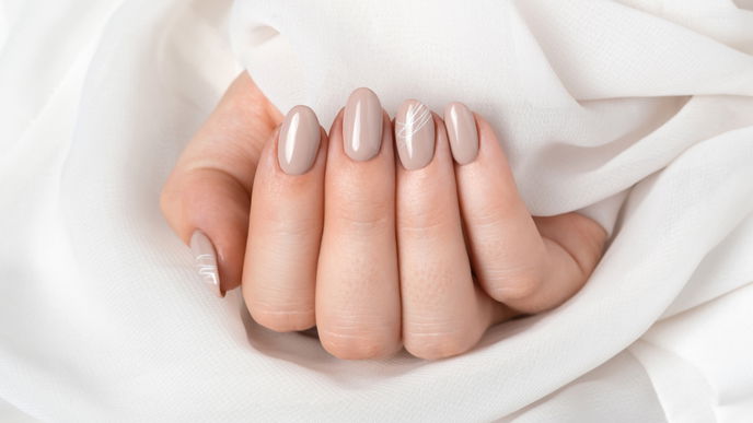 Nagel-Trend 2022: In vs. Out! Diese Nagel-Designs sind im Herbst angesagt - diese nicht mehr