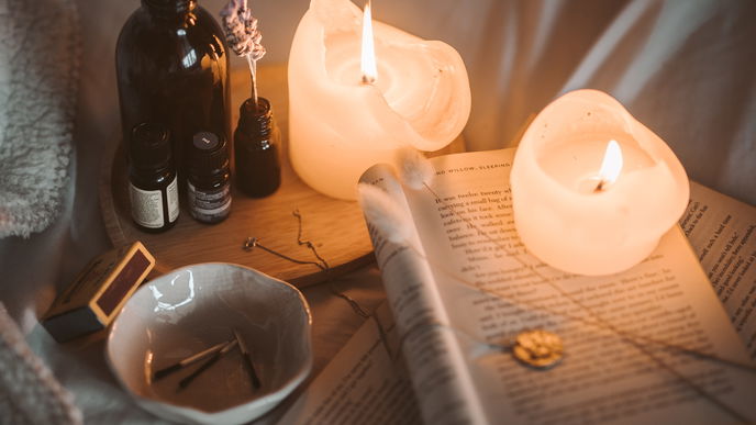 Herbst-Trend 2022: Diese 3 Duftkerzen riechen besser als Parfum