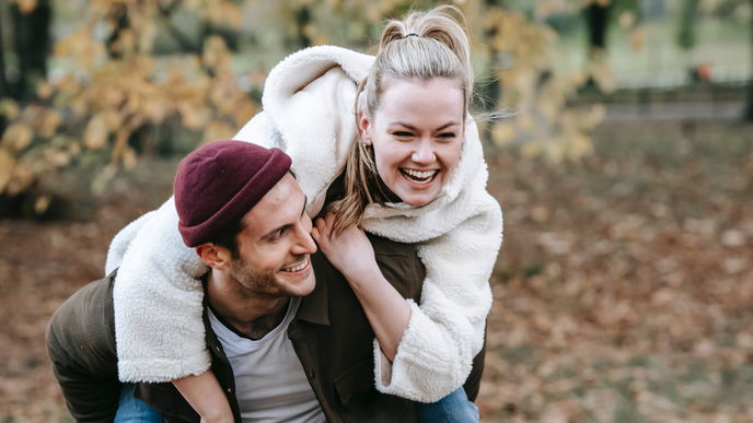 Horoskop 2022: Diese 3 Sternzeichen verlieben sich im Oktober in den Ex
