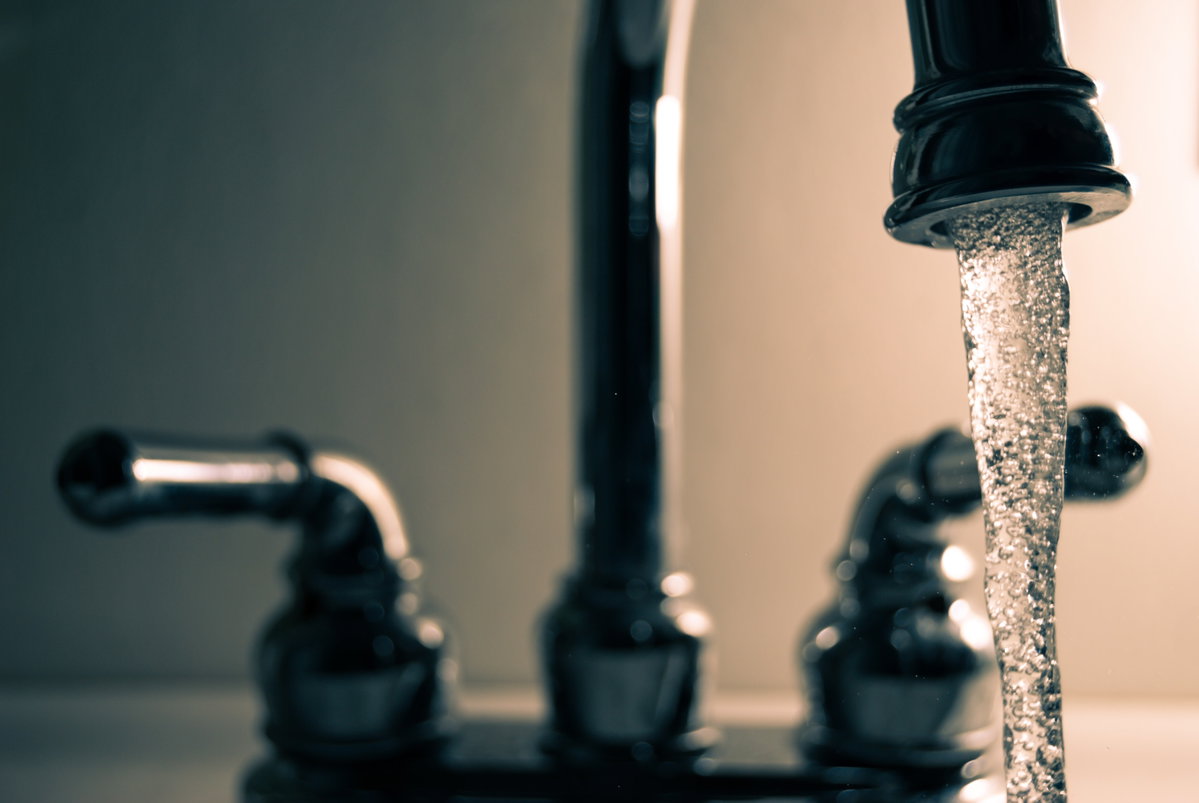 Wasserhahn läuft
