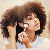 Beauty-Trend 2022: "White Blush" wirkt wie ein Weichzeichner für deine Haut