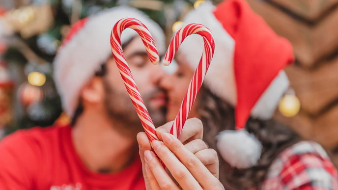 Weihnachten 2022: 5 erotische Geschenkideen für deinen Schatz