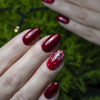 Nagel-Trend 2022: Diese 3 Nageldesigns bringen uns schon jetzt in Weihnachtsstimmung