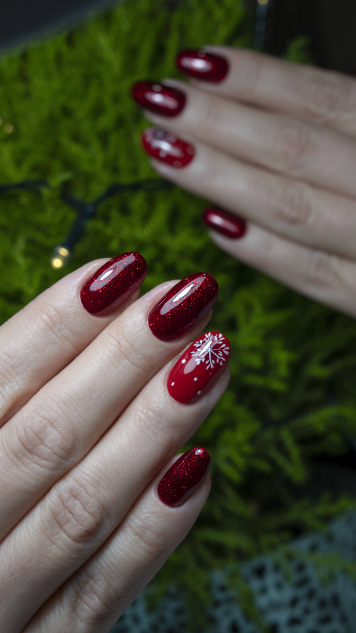 Rote Weihnachtsnägel