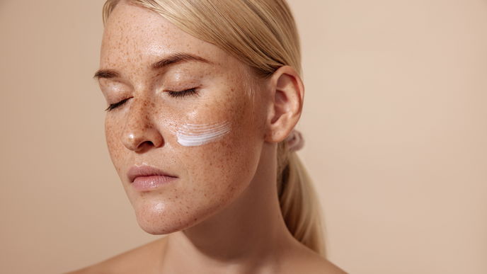 Skincare-Trend 2023: Das sind die 3 besten Hautpflegetipps für einen Glow im Winter