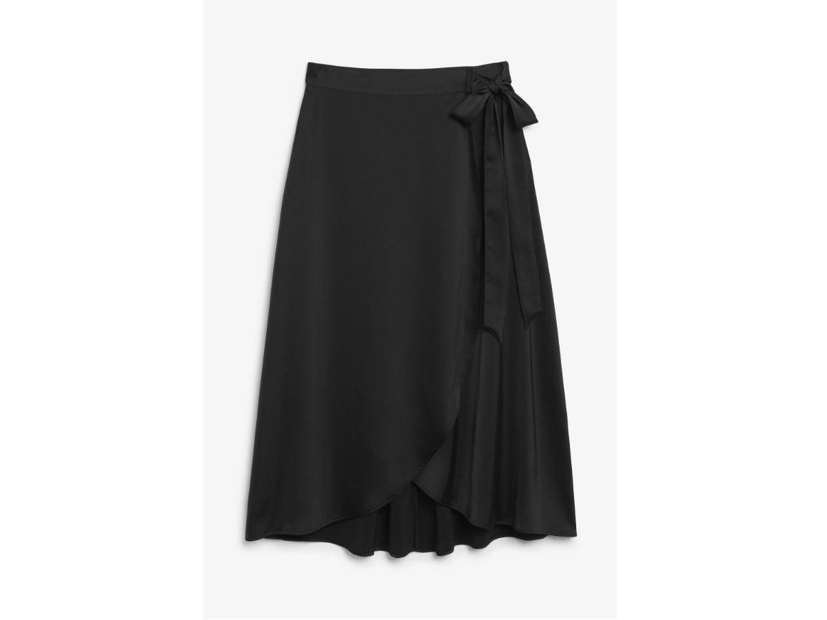 Satin-Wickelrock in Midilänge von Monki