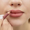Beauty-Trend 2022: Laut TikTok! Vollere Lippen dank diesem Lipliner-Trick - So geht's
