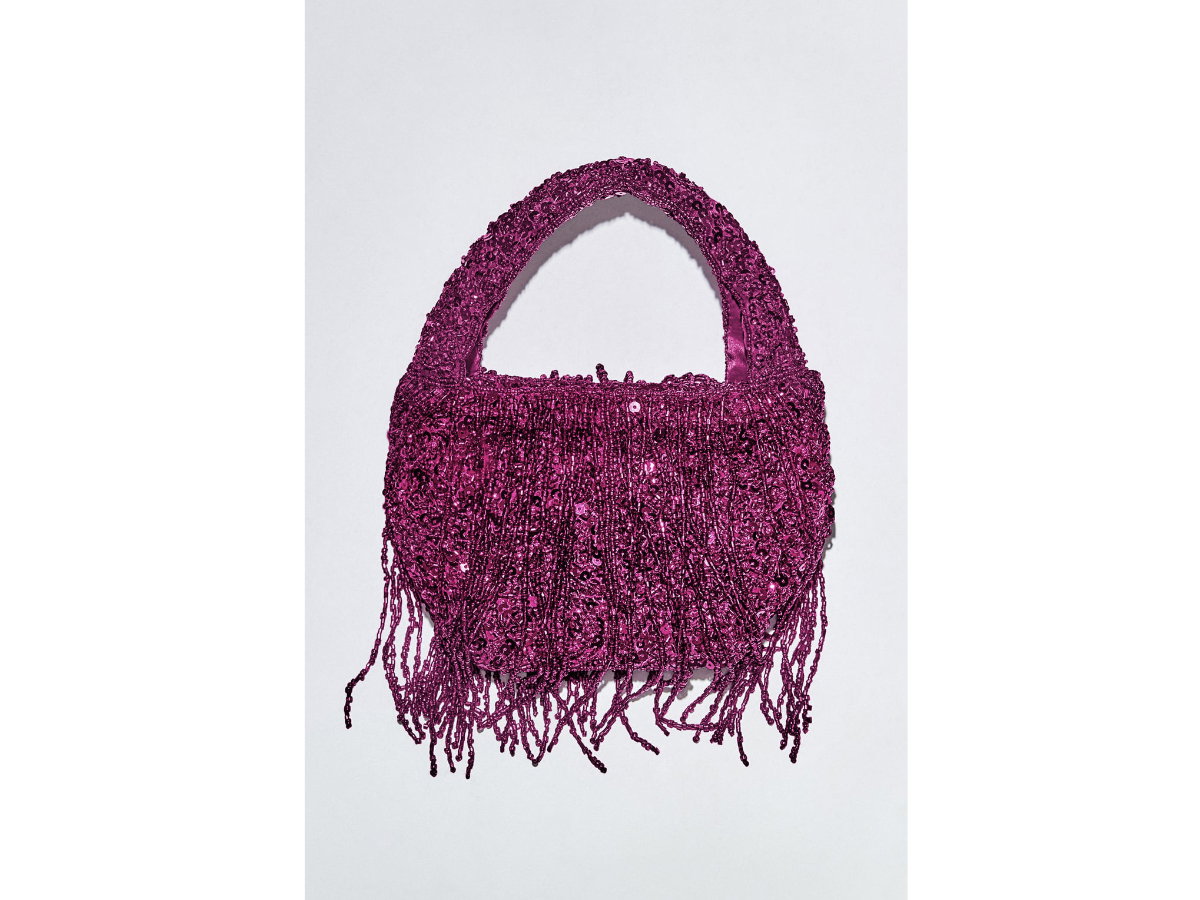 Tasche mit Fransen, Pailletten und Schmuckperlen von Zara