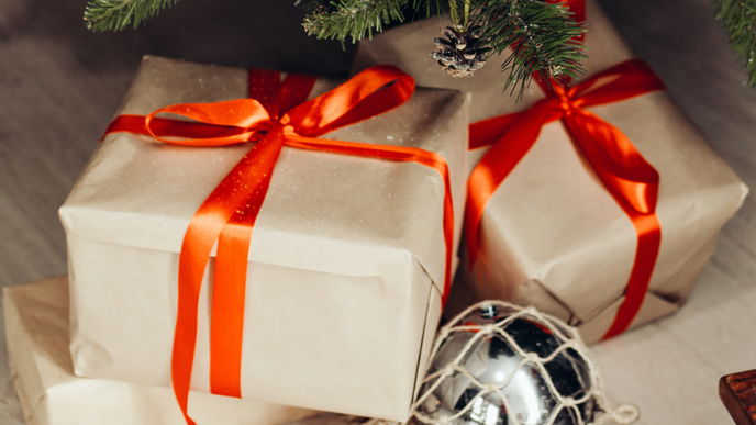 Weihnachten 2022: 5 schöne Nikolaus-Geschenke für Frauen unter 10 Euro!