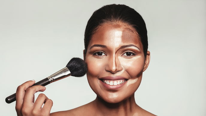 Beauty-Trend 2022: Mit der "Rainbow Contour" brauchst du keine Foundation mehr – laut TikTok!
