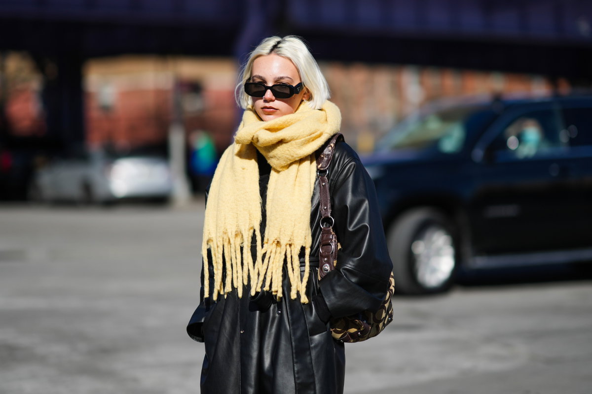 Schal mit Mantel Streetstyle