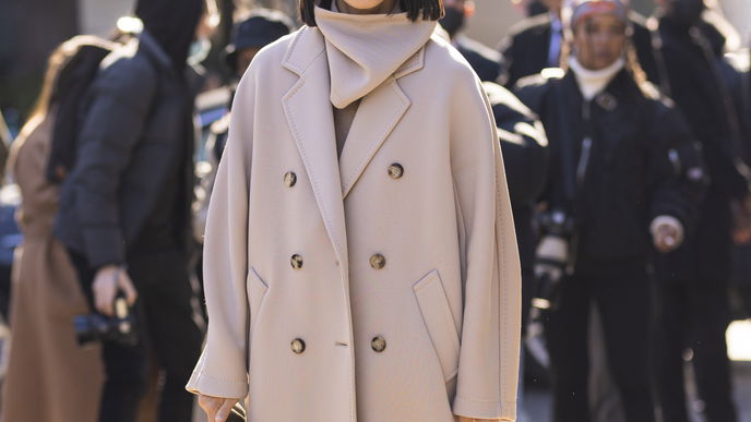 Winter-Trend 2022: Diesen eleganten Mantel von H&M wollen wir am liebsten nie wieder ausziehen