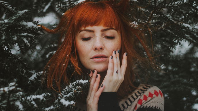 Schöne Haare: Diese 3 Fehler solltest du im Winter nicht begehen