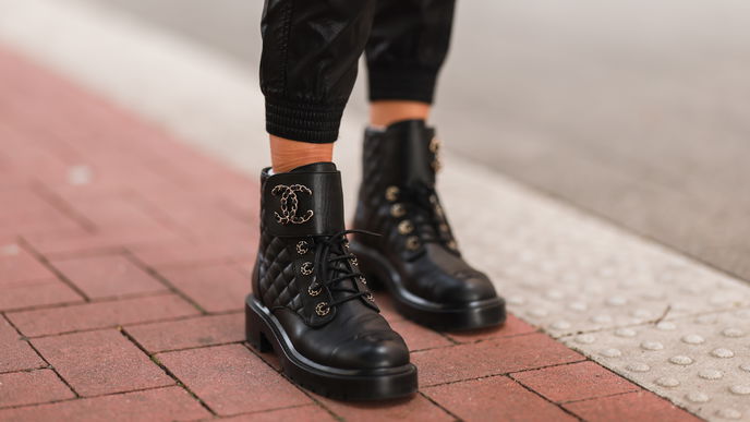 Stiefel-Trend 2022: Granny-Style! Diesen Schuh schauen wir uns von Oma ab