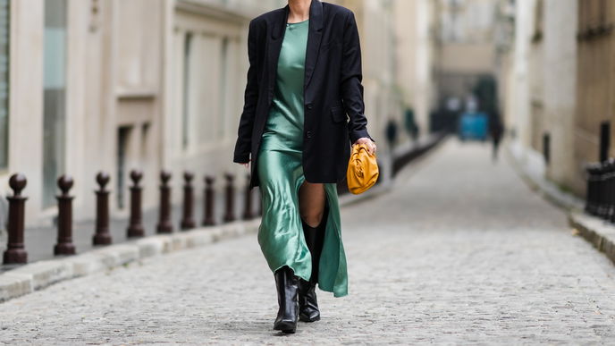 Winter-Trend 2022: Mit diesem Kleid unter 15 Euro ziehst du an Weihnachten alle Blicke auf dich