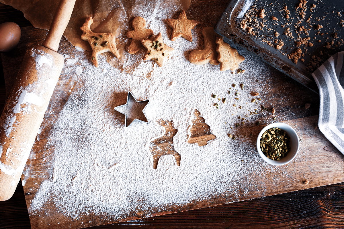 Weihnachtskekse backen