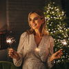 Mode-Trend 2022: Diese 3 Outfits sorgen für Glamour unter dem Weihnachtsbaum