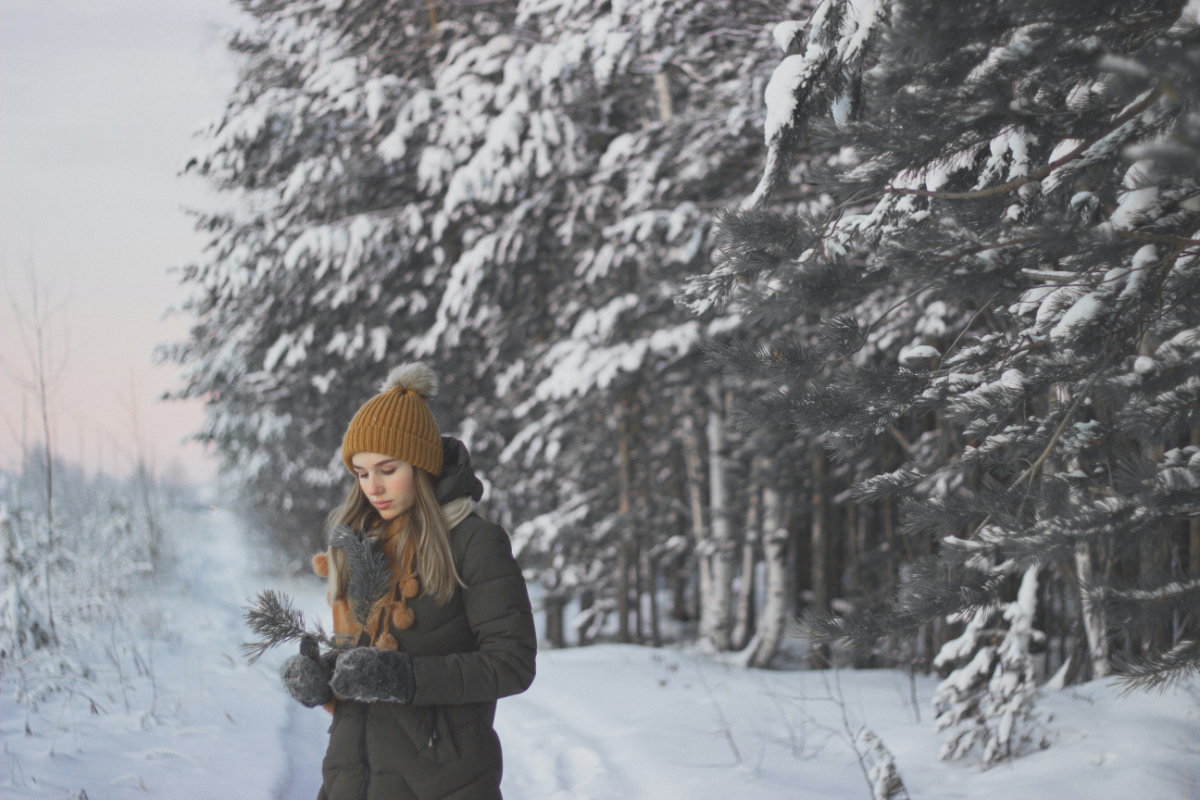 Frau im Schnee