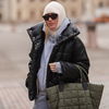 Bankräuberin oder Stilikone? Die "Balaklava"-Mütze ist das kontroverse Strickteil im Winter