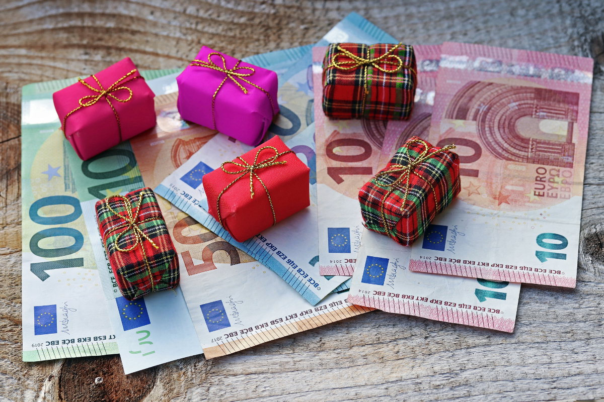 Geld und Geschenke