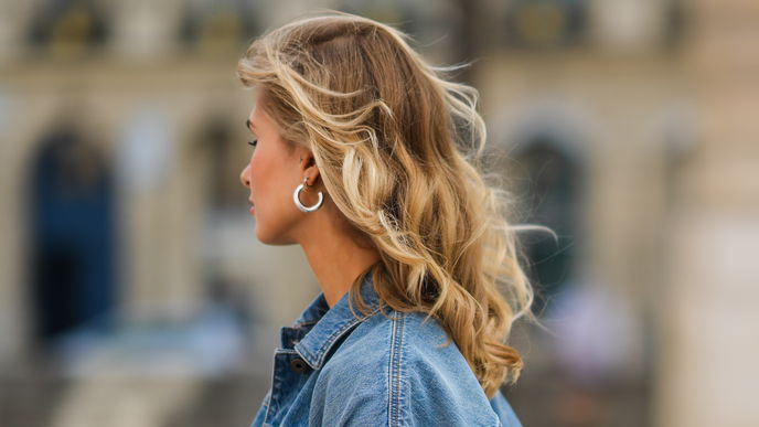 Paintings Haare: Alle Infos über die Methode für natürliche Strähnchen